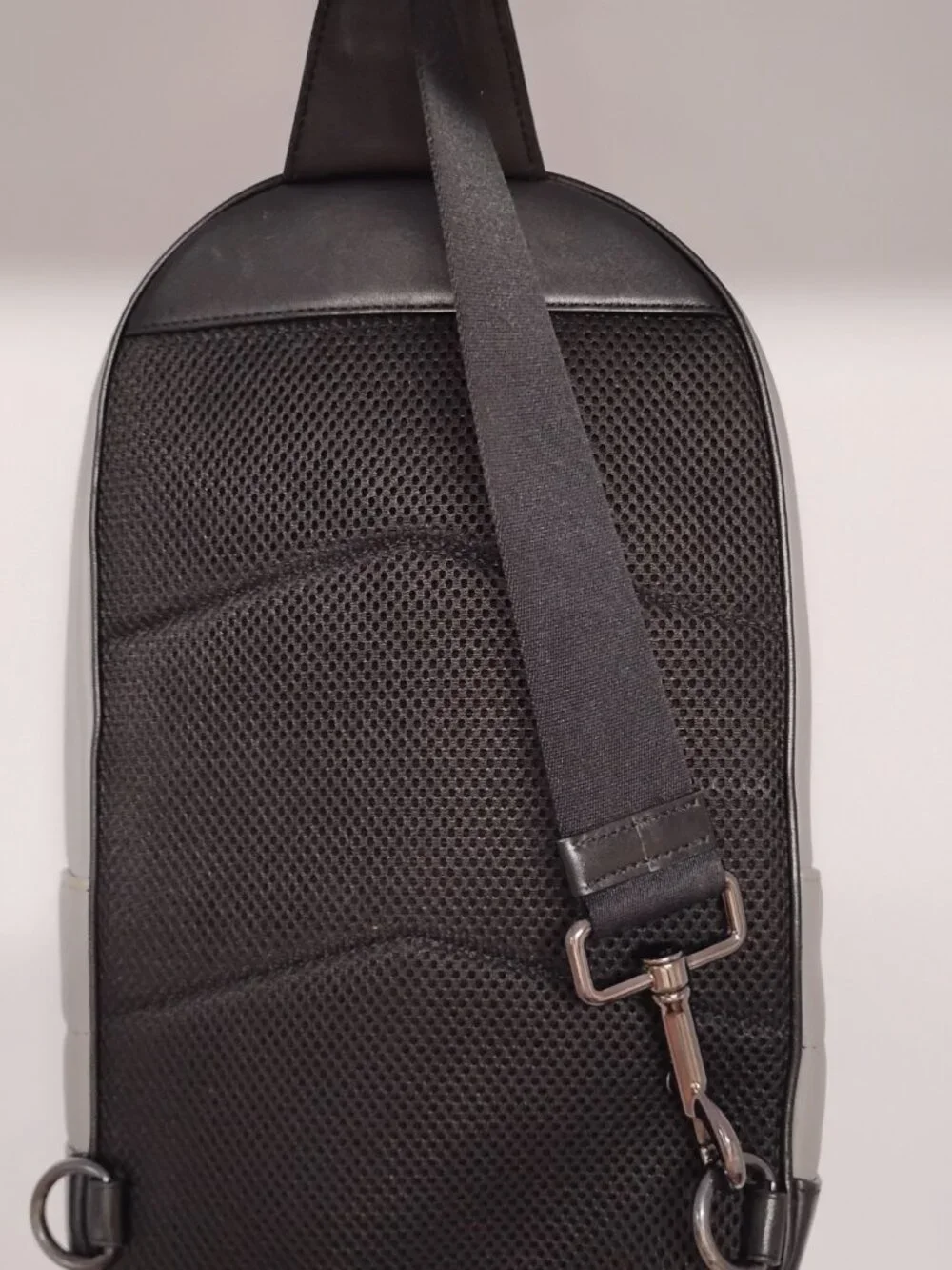 Coach sporty sling